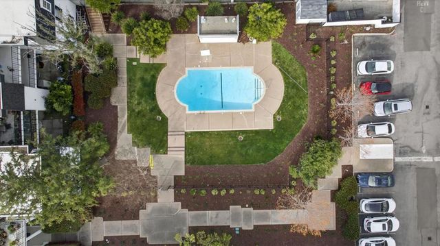 1910 Mount Vernon Court 10, Mountain View, CA 94040