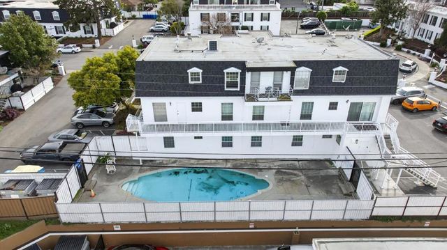 1910 Mount Vernon Court 10, Mountain View, CA 94040