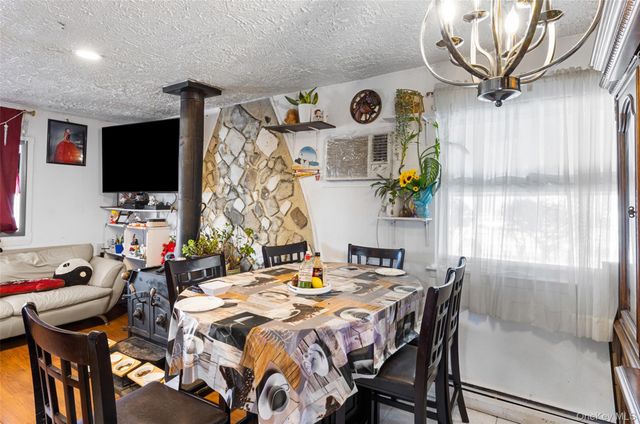 239 Washington Avenue, Amityville, NY 11701