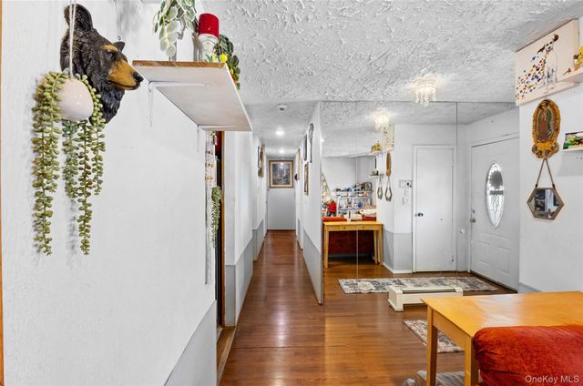 239 Washington Avenue, Amityville, NY 11701