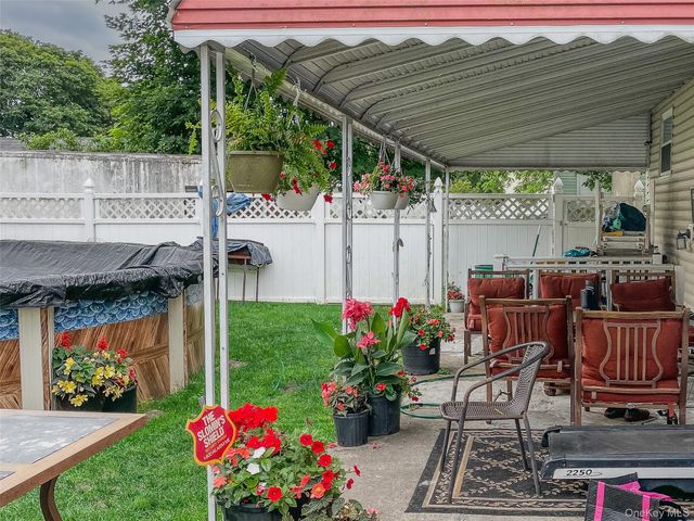 239 Washington Avenue, Amityville, NY 11701