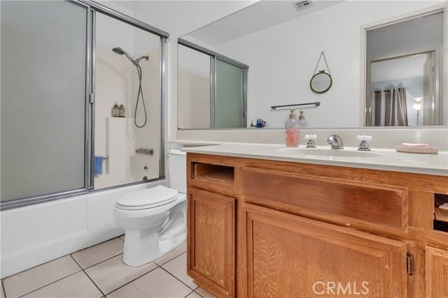 5915 Stafford Avenue K, Huntington Park, CA 90255