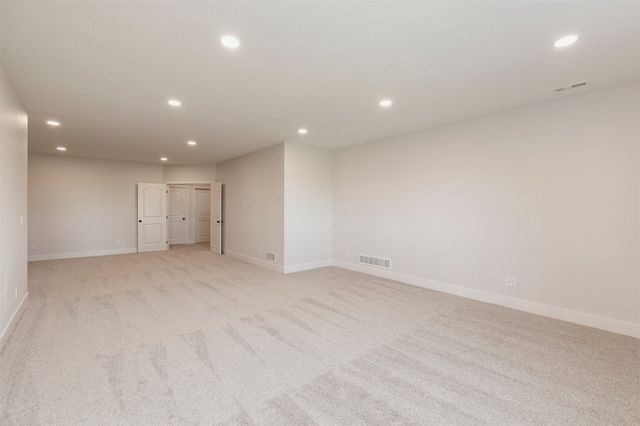 1350 NW Linda Lane, Waukee, IA 50263