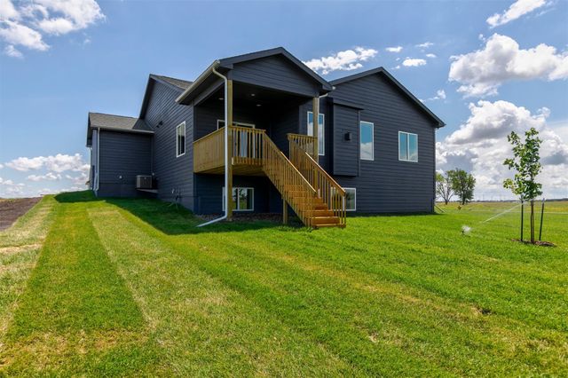 1350 NW Linda Lane, Waukee, IA 50263