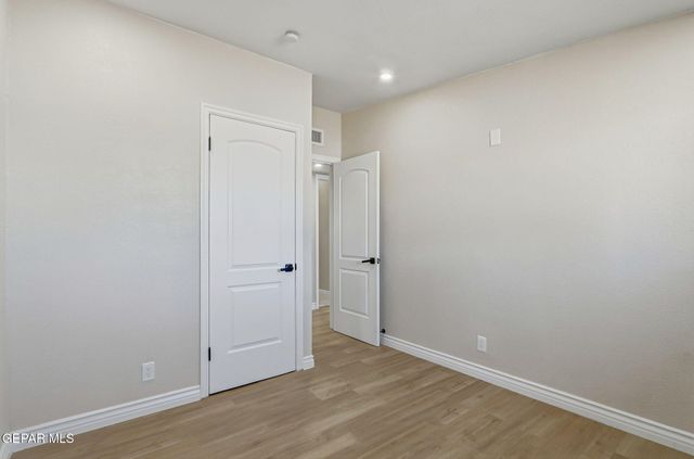 5403 RAYMOND TELLES Drive, El Paso, TX 79924