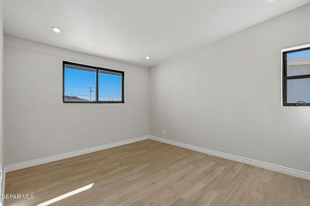 5403 RAYMOND TELLES Drive, El Paso, TX 79924