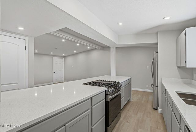 5403 RAYMOND TELLES Drive, El Paso, TX 79924