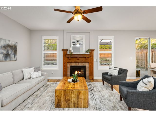 5707 Sw SEQUOIA Dr, Tualatin, OR 97062