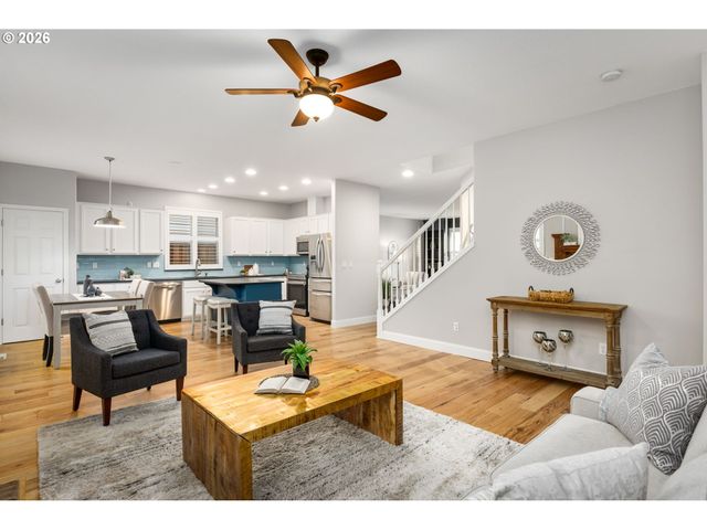 5707 Sw SEQUOIA Dr, Tualatin, OR 97062