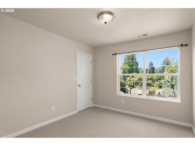 5707 Sw SEQUOIA Dr, Tualatin, OR 97062