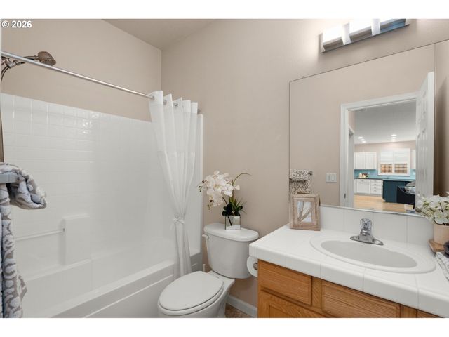 5707 Sw SEQUOIA Dr, Tualatin, OR 97062