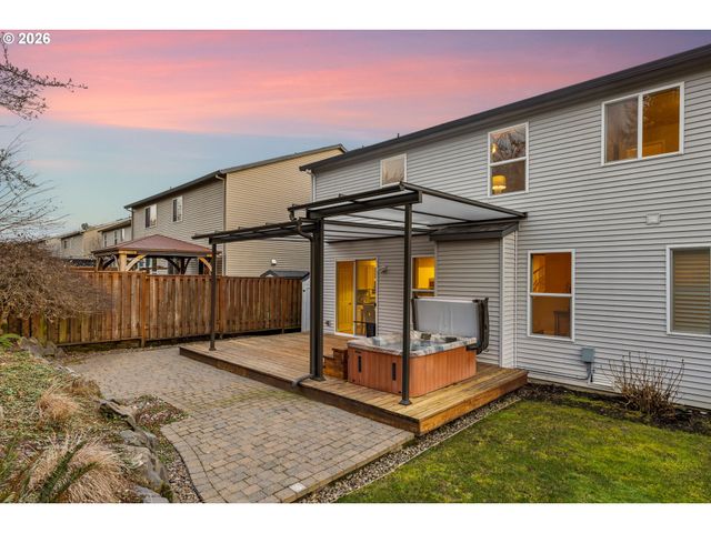 5707 Sw SEQUOIA Dr, Tualatin, OR 97062