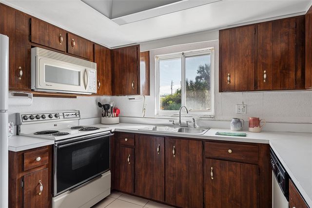 2288 S CENTRAL AVENUE, Flagler Beach, FL 32136