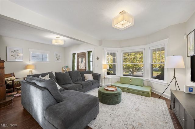 1458 Wyandotte Avenue, Lakewood, OH 44107