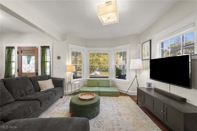 1458 Wyandotte Avenue, Lakewood, OH 44107