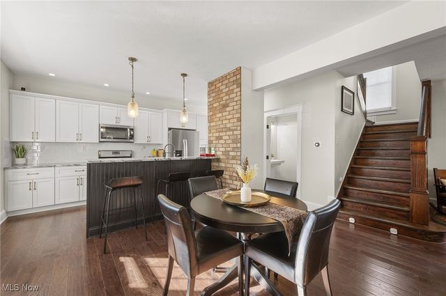 1458 Wyandotte Avenue, Lakewood, OH 44107