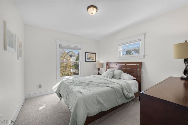 1458 Wyandotte Avenue, Lakewood, OH 44107