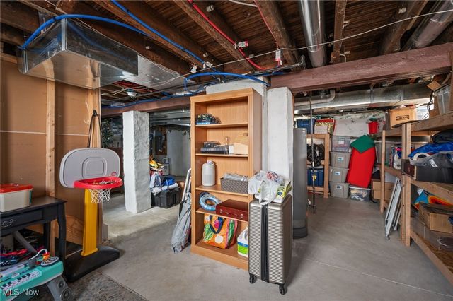 1458 Wyandotte Avenue, Lakewood, OH 44107