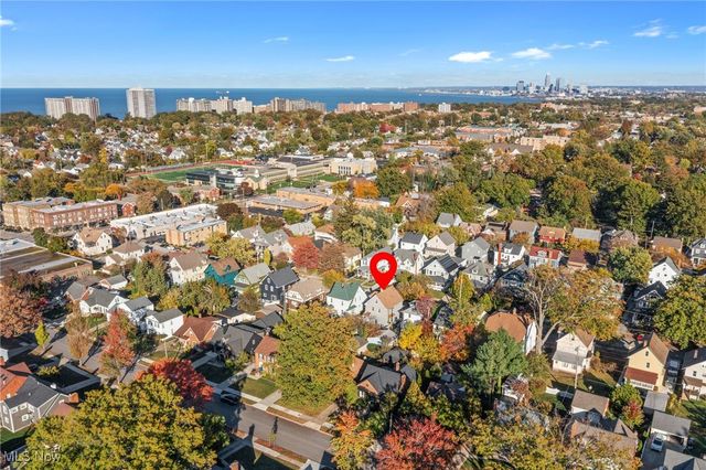 1458 Wyandotte Avenue, Lakewood, OH 44107