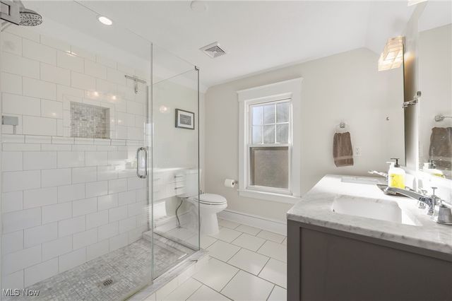 1458 Wyandotte Avenue, Lakewood, OH 44107