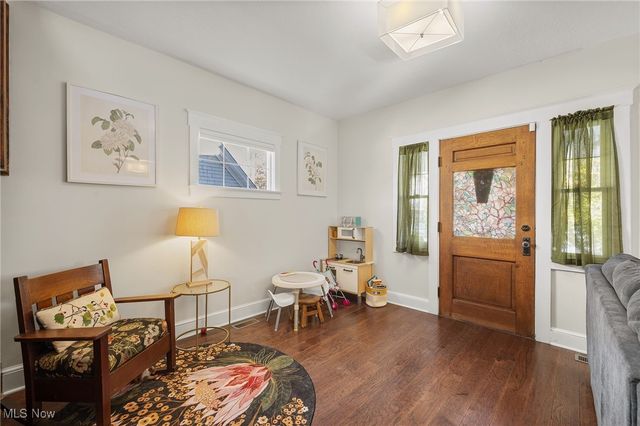 1458 Wyandotte Avenue, Lakewood, OH 44107