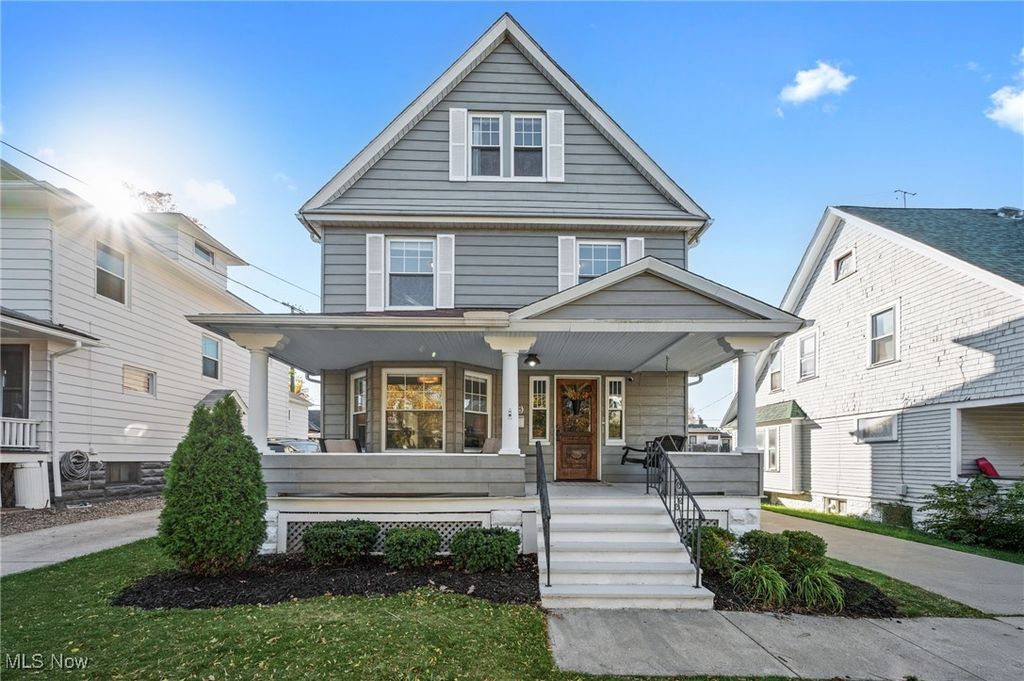 1458 Wyandotte Avenue, Lakewood, OH 44107