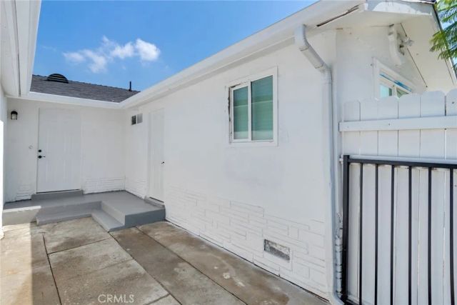 1143 E 106th Street, Los Angeles, CA 90002
