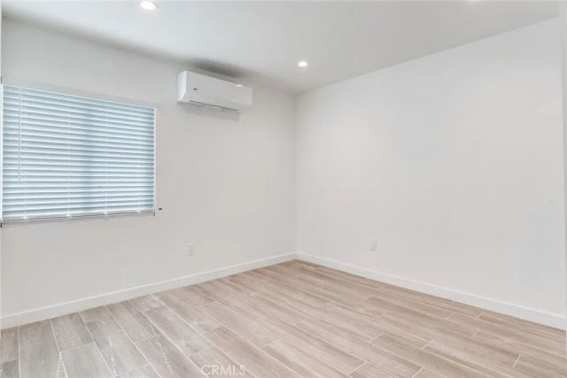 1143 E 106th Street, Los Angeles, CA 90002