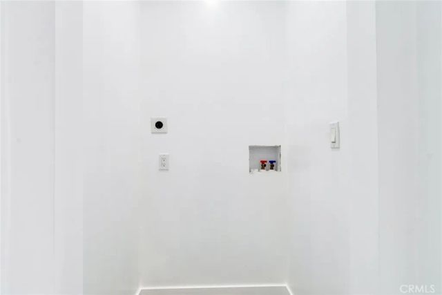 1143 E 106th Street, Los Angeles, CA 90002