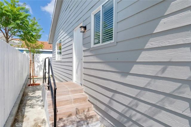 1143 E 106th Street, Los Angeles, CA 90002