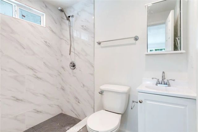1143 E 106th Street, Los Angeles, CA 90002