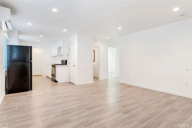 1143 E 106th Street, Los Angeles, CA 90002