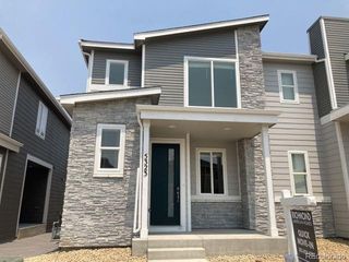 5323 Spalding Place, Longmont, CO 80504