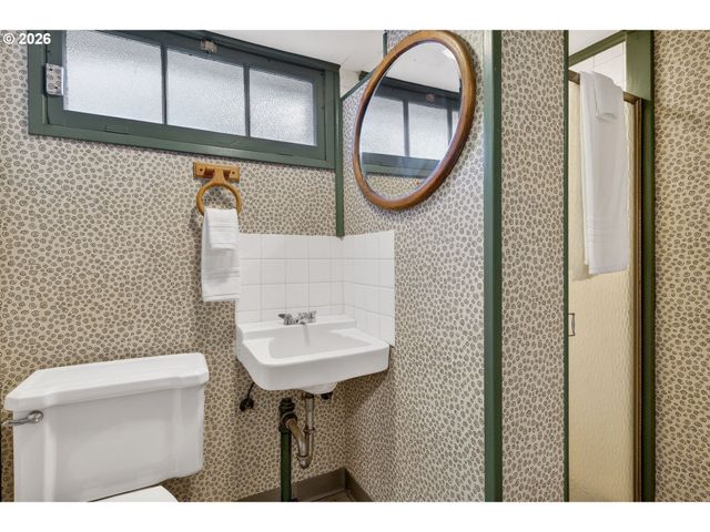 3030 Ne 26TH Ave, Portland, OR 97212