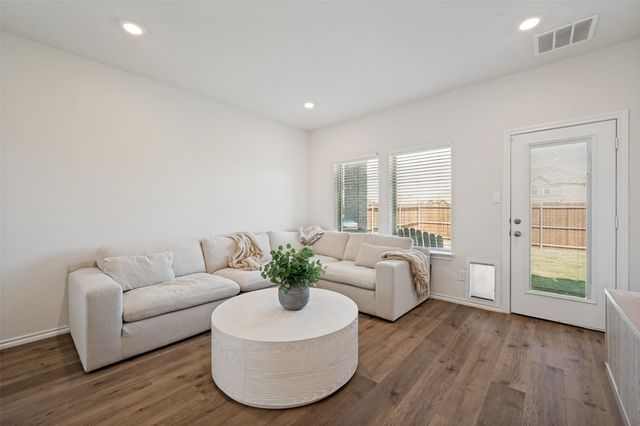 1417 Forever Way, Princeton, TX 75407