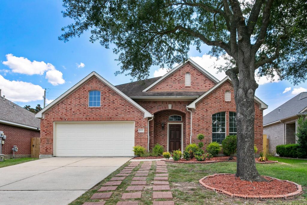16027 Belleshire Lane, Houston, TX 77084