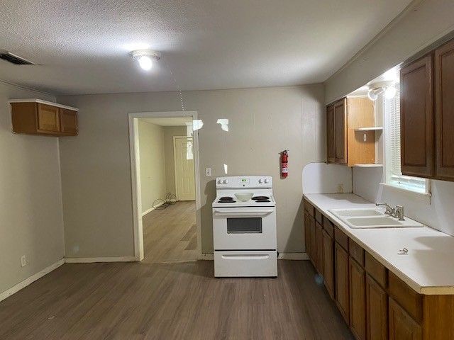 506 Edmonson, Athens, TX 75751