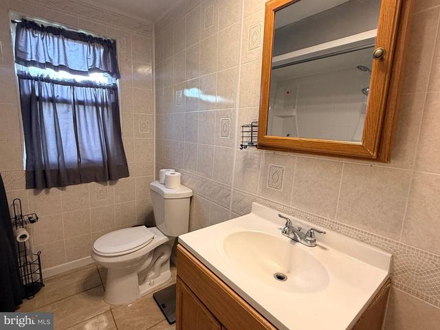 407 TUCKAHOE RD, Sewell, NJ 08080