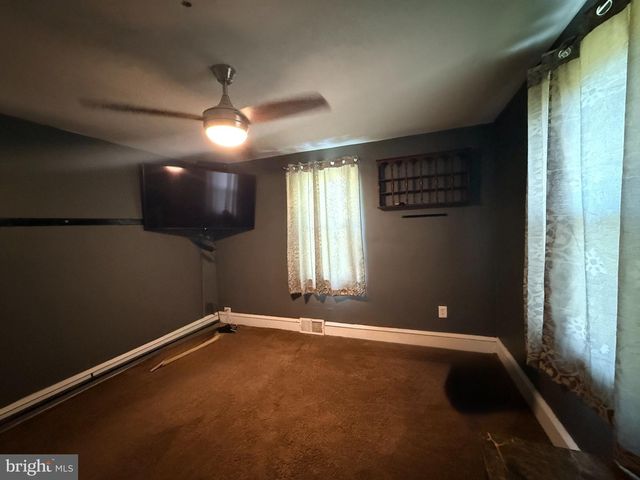 407 TUCKAHOE RD, Sewell, NJ 08080