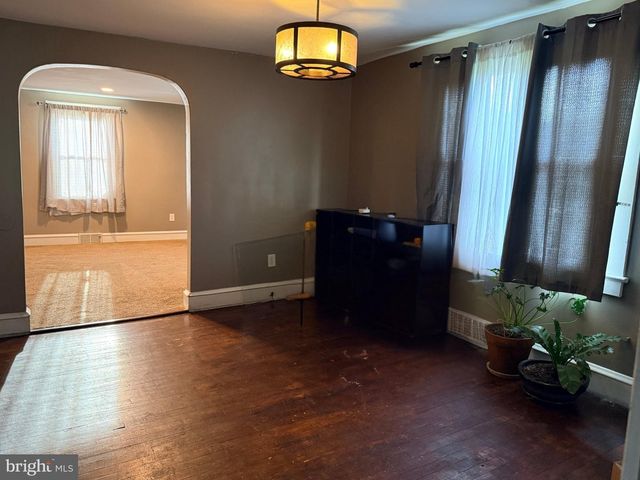 407 TUCKAHOE RD, Sewell, NJ 08080