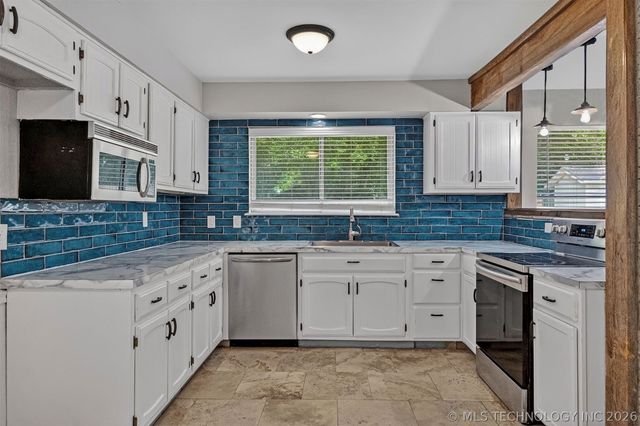 1737 W 63rd Street, Tulsa, OK 74132