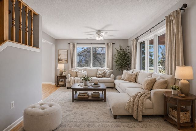 1294 Jamison Avenue NE, Saint Michael, MN 55376