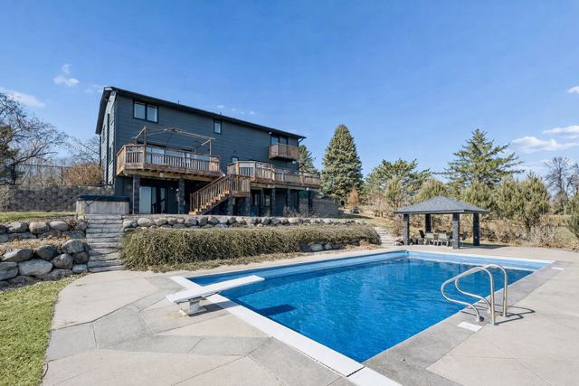 1294 Jamison Avenue NE, Saint Michael, MN 55376