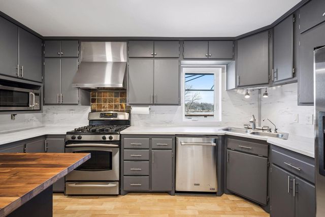 1294 Jamison Avenue NE, Saint Michael, MN 55376