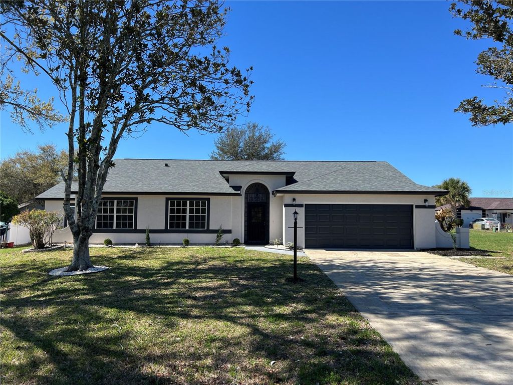 10 HICKORY LOOP, Ocala, FL 34472