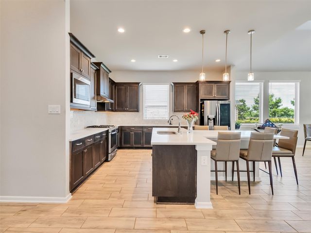 10473 Eastern Bluestar Drive, Conroe, TX 77385