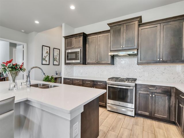 10473 Eastern Bluestar Drive, Conroe, TX 77385