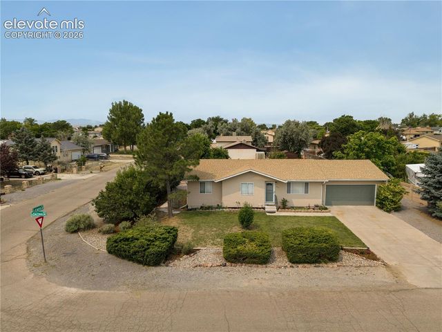 267 S Dacona Drive, Pueblo, CO 81007