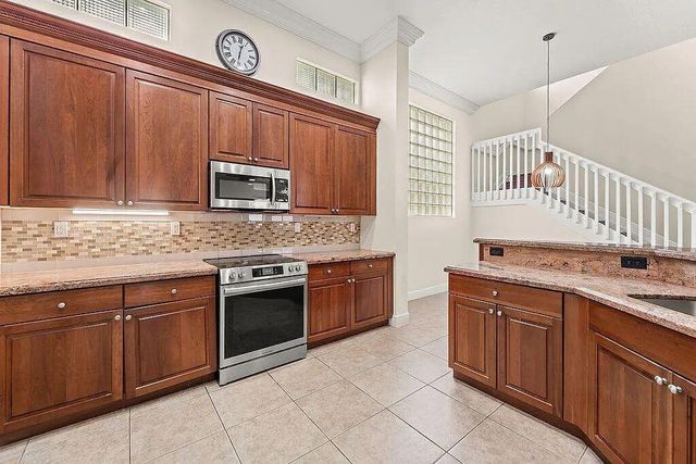 11218 Osprey Lake Lane, Palm Beach Gardens, FL 33412