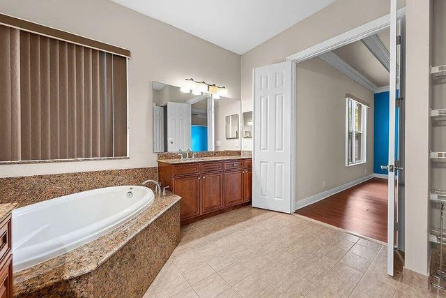 11218 Osprey Lake Lane, Palm Beach Gardens, FL 33412